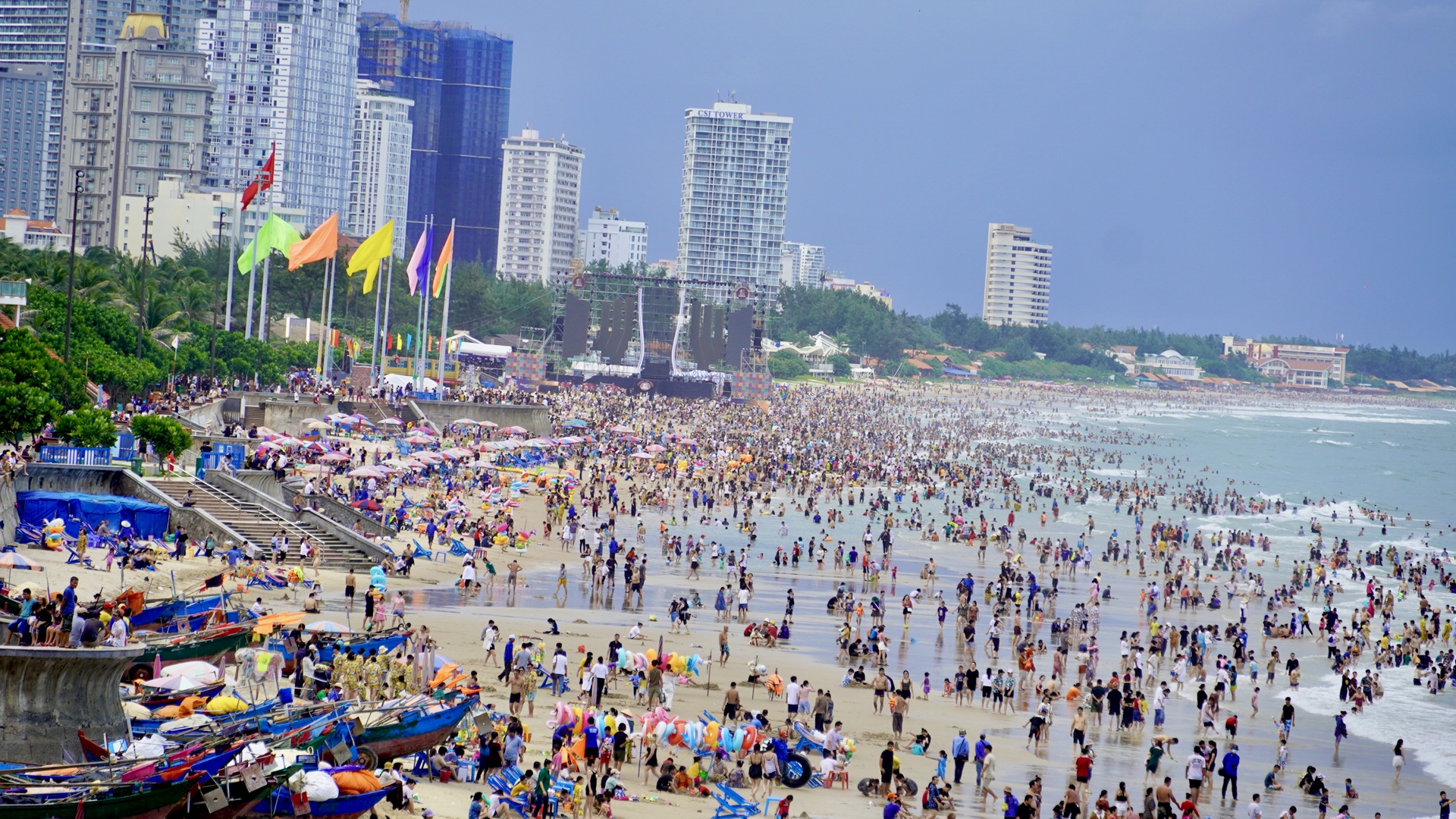 Thuê Xe Sài Gòn Đi Vũng Tàu – Xe Đời Mới 4 – 7 – 16 Chỗ