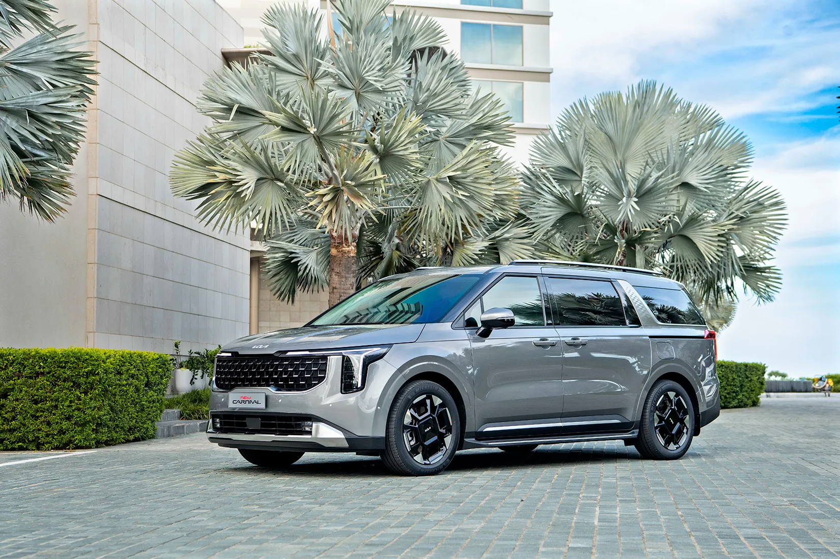 Thuê Xe Carnival - Đẳng Cấp LUXURY Chuẩn 5 Sao