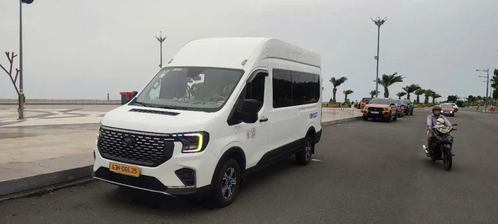 Thuê Xe Sài Gòn Đi Đà Lạt – Xe Đưa Đón Tận Nơi , Xe Đời Mới 4 – 7 – 16 Chỗ