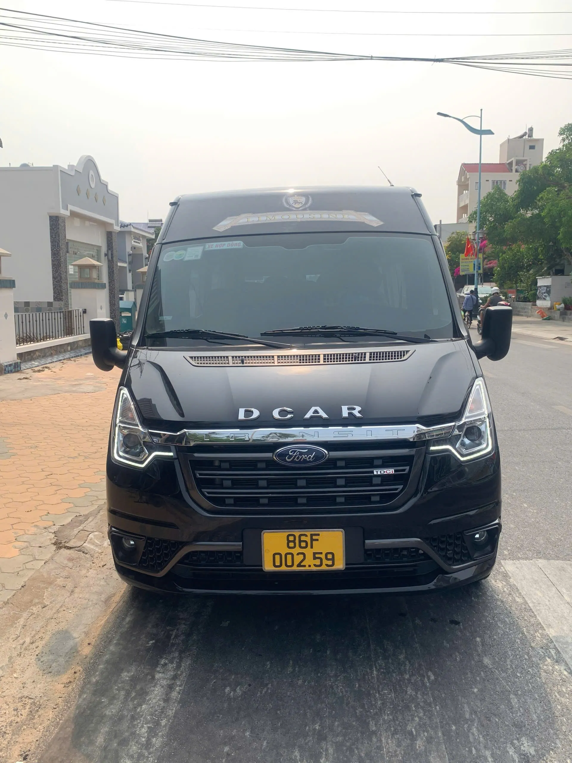 Thuê Xe Limousine 9 Chỗ