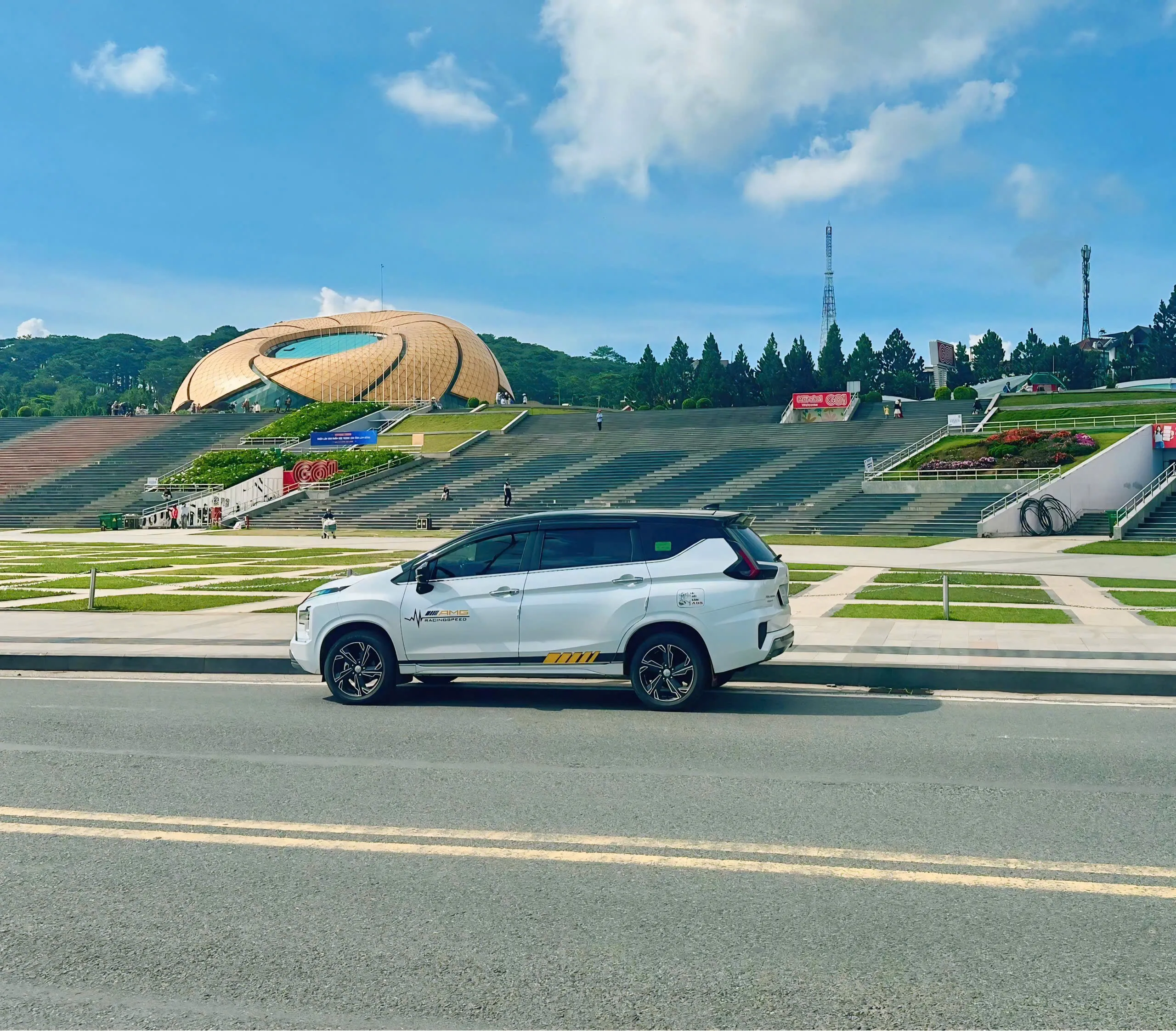 Thuê Xe 7 Chỗ Có Tài Xế